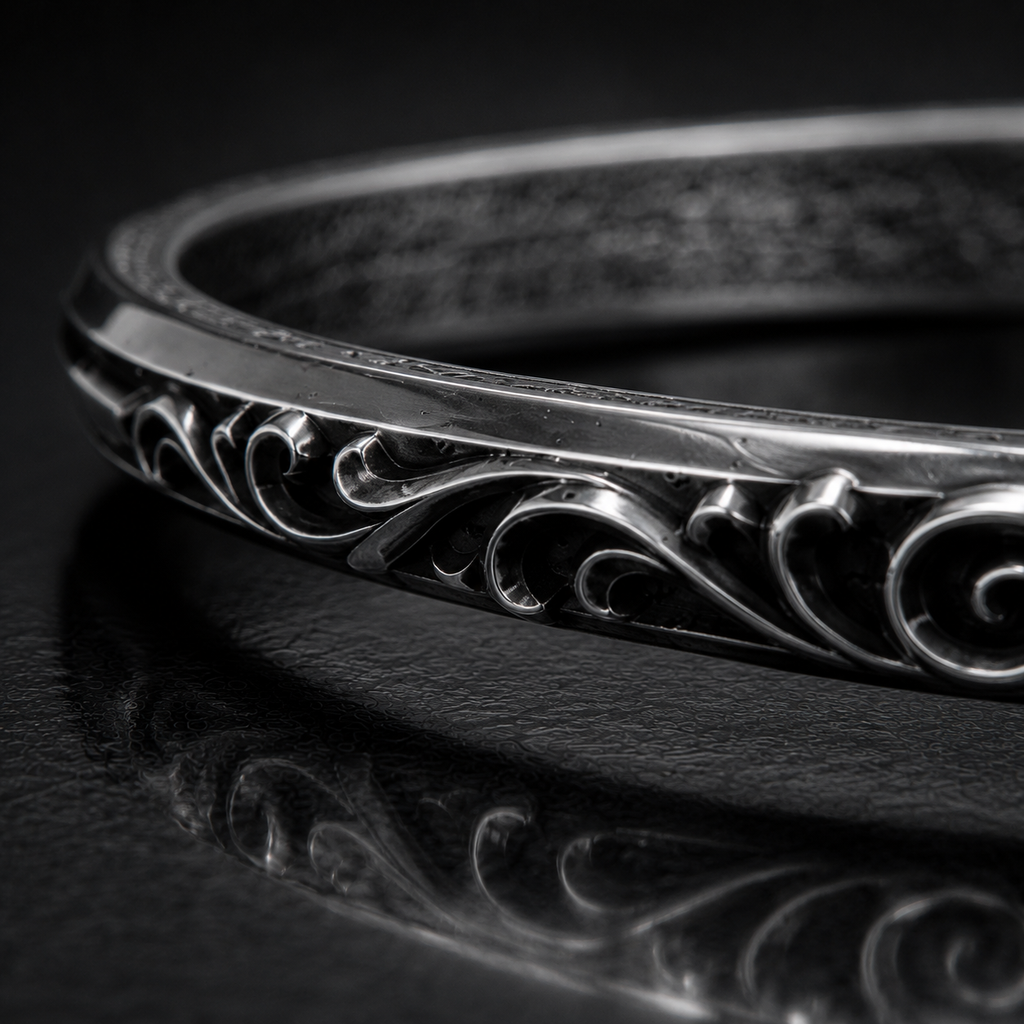 FLUME Midnight Saint Fleur Cuff